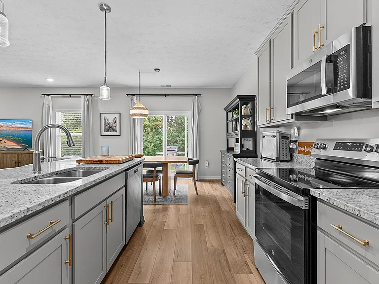 5015 Schaefer Ln — Photo 14