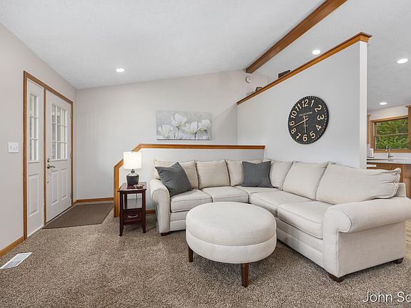 4th image of 11575 Brookland Dr