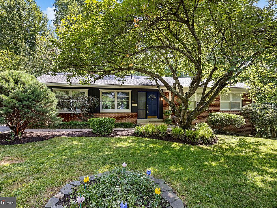 1st image of 6221 Beachway Dr
