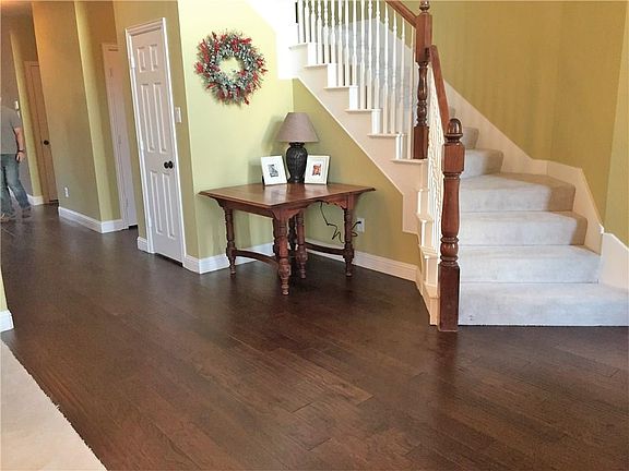 2nd image of 6239 Tarlton Dr