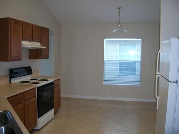 2nd image of 2379 Creekfront Dr