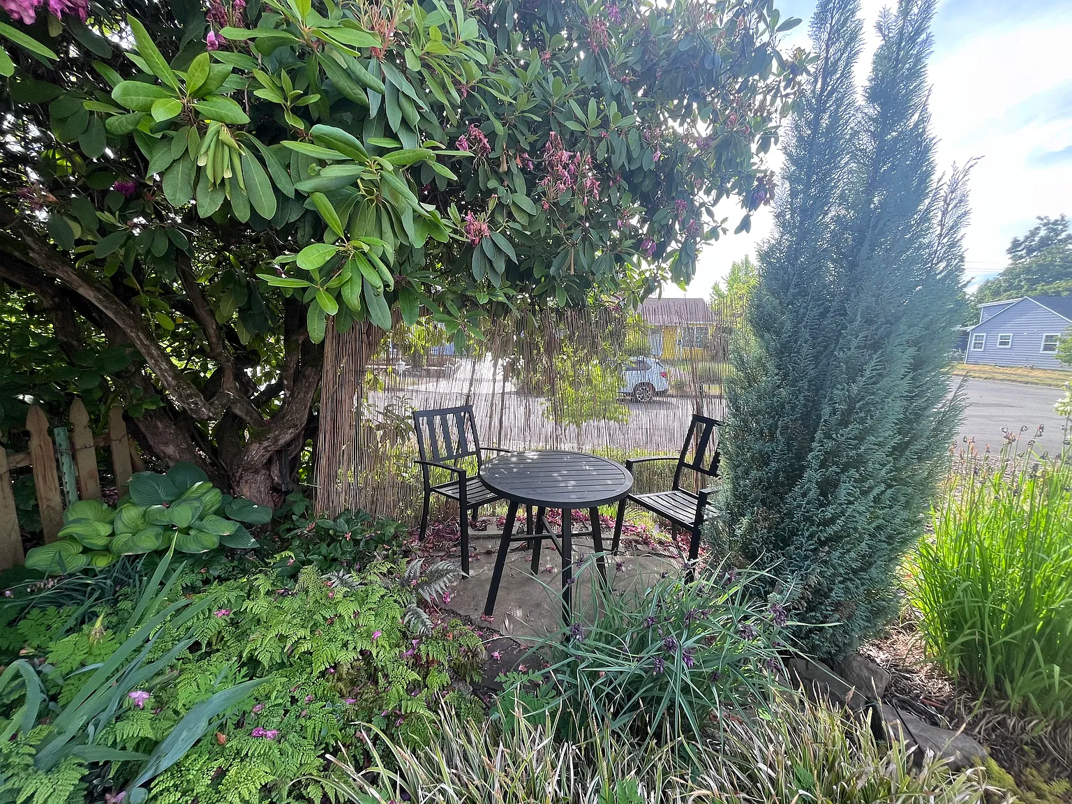 3 bed, 2100 sqft, $2,900 — Photo 3