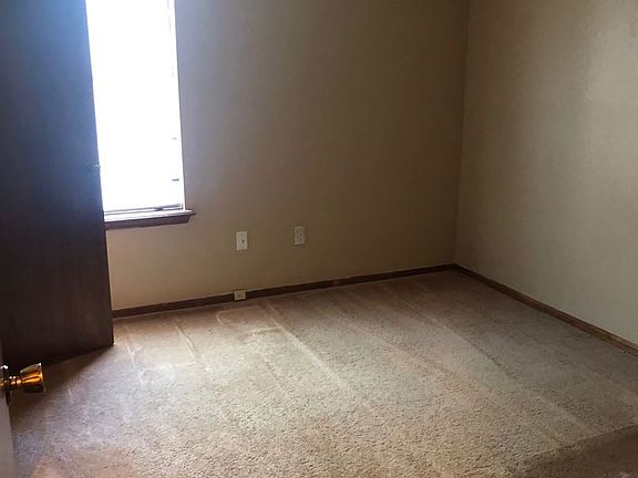5th image of 10108 S Klein Ave