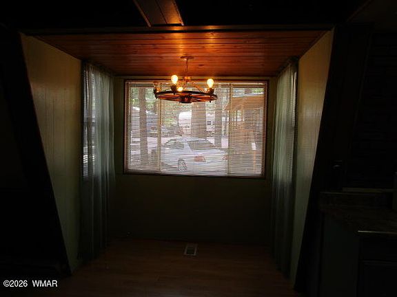 3rd image of 547 E White Mountain Blvd