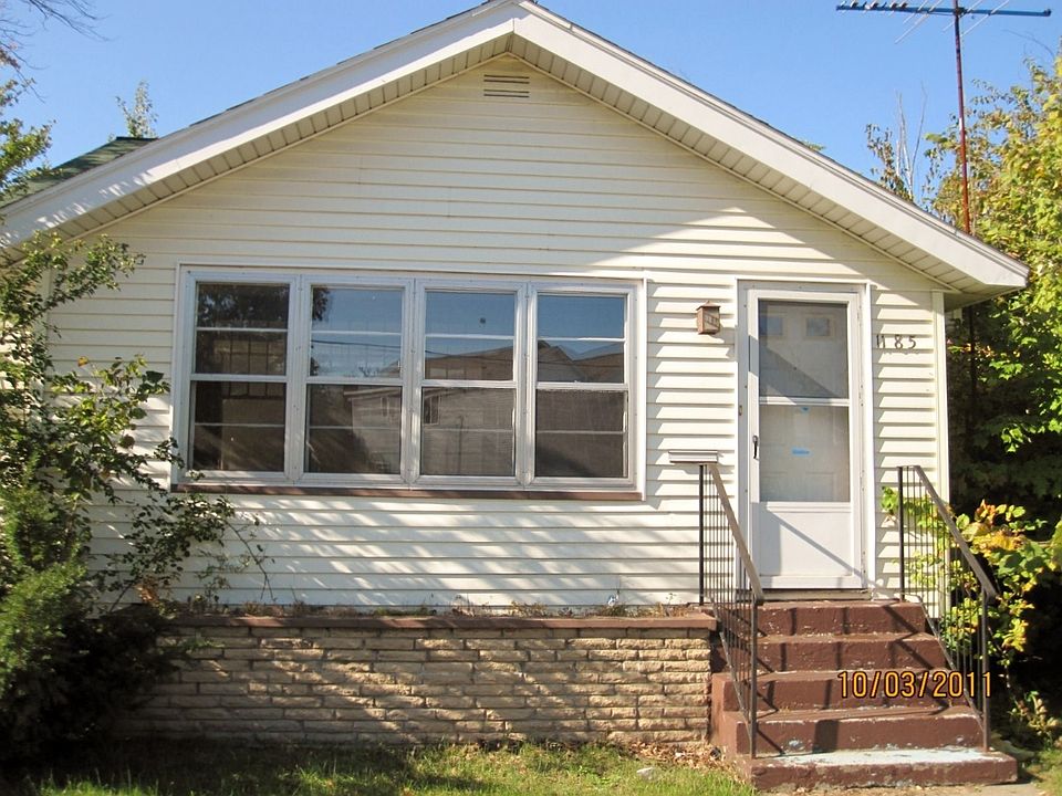 1185 Wood St, Muskegon, MI 49442 Zillow