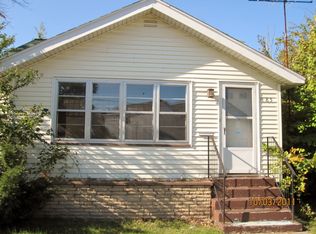 1185 Wood St, Muskegon, MI 49442