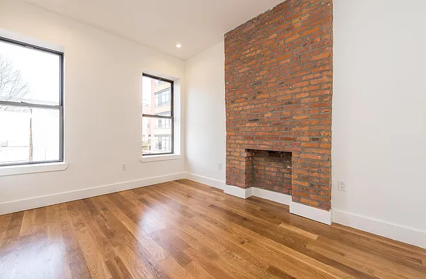 Rented by Nooklyn NYC LLC | media 39