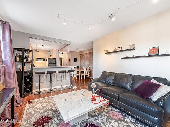 5th image of 14 Edwards St APT 2C