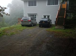 2 Worden Dr, Bloomingburg, NY 12721