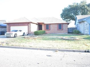 3817 Ashley Ln, Fort Worth, TX 76123