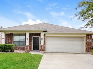 9348 Comanche Ridge Dr, Fort Worth, TX 76131