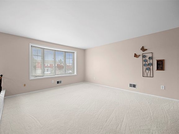 5th image of 4036 Crabapple Ln