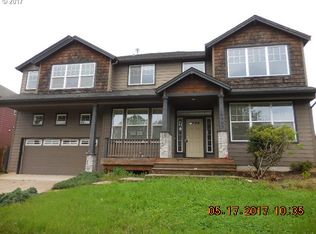 14905 Smithfield Dr, Oregon City, OR 97045