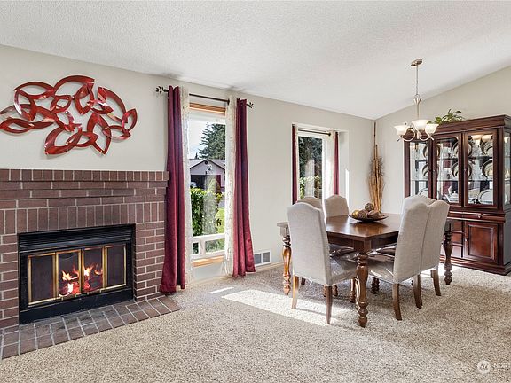 5th image of 407 189th Street Ct E