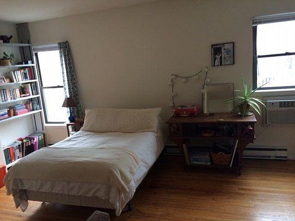 3rd image of 2115 N Sedgwick St #Cf3078961