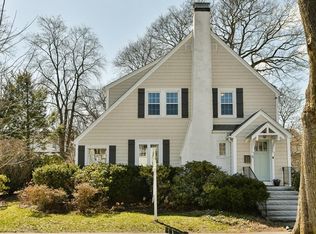 75 Governors Rd, Milton, MA 02186