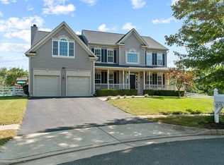 36142 Reville Ct, Round Hill, VA 20141