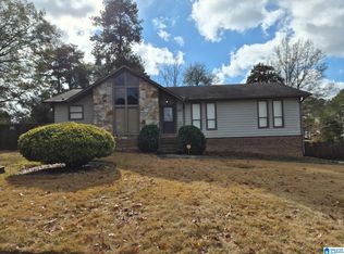 405 9th St, Pleasant Grove, AL 35127