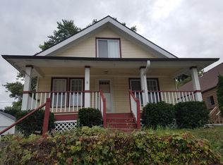 1537 S 93rd St, West Allis, WI 53214