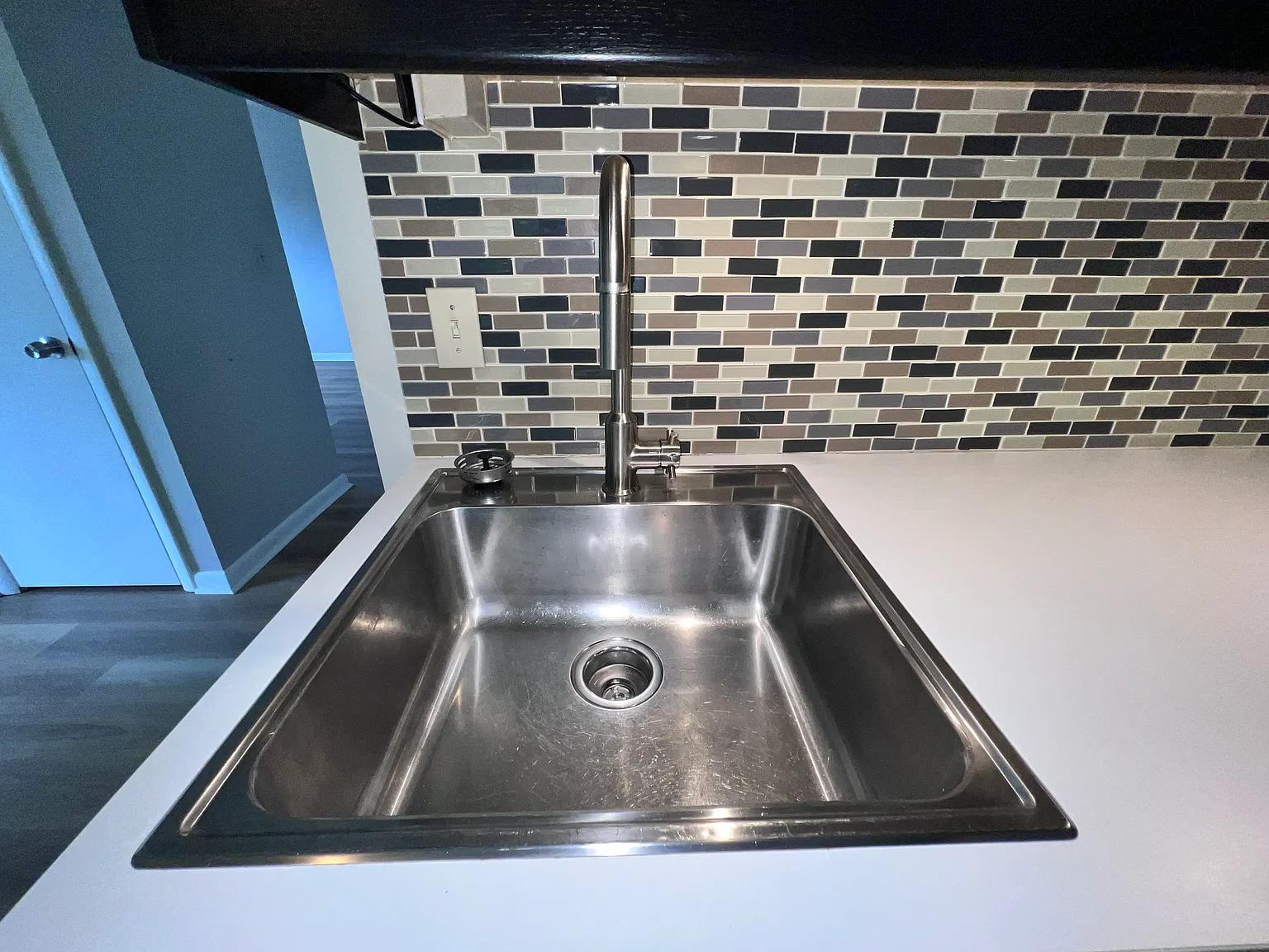3000 E Dorothy Lane — Photo 3