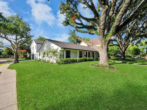 12503 Barryknoll Ln, Houston, TX 77024