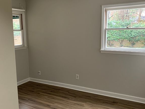 4th image of 2000 Greenway Ave APT 1C