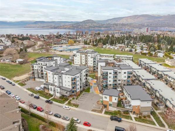 3634 Mission Springs Dr #404, Kelowna, BC V1W 0C9