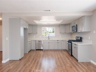 17875 Idyllwild Ln, Victorville, CA, 92395