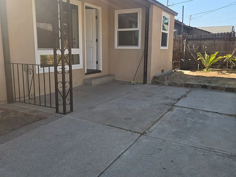 6030 Colonial Dr — Photo 35