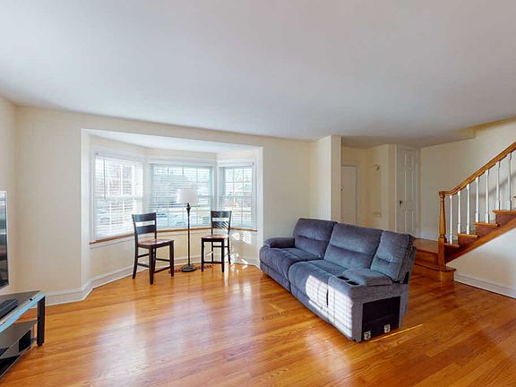 2nd image of 8333 N Oleander Ave