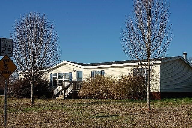 Home for Sale in Kathleen, GA $59,900