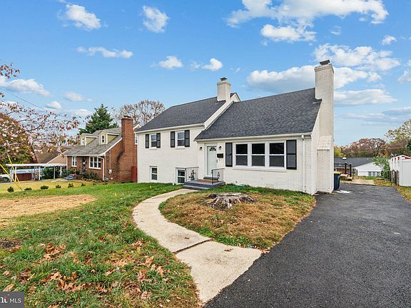 2nd image of 6605 Karlson Ct