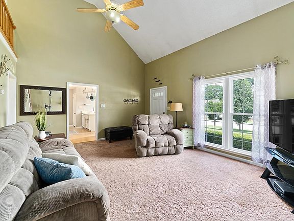 4th image of 2280 Ermine Dr