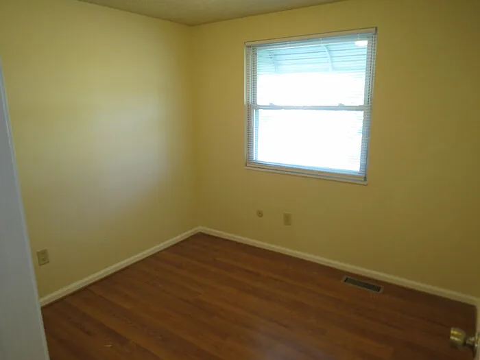1768 Hollow Run Dr — Photo 11