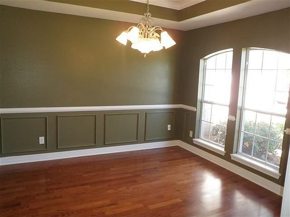 2nd image of 7414 Palisades Dr