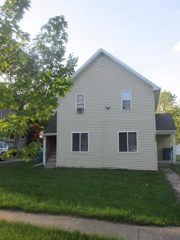 306 Orchard B — Photo 1