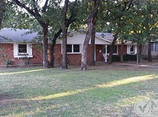 2628 Sarah Jane Ln, Fort Worth, TX 76119