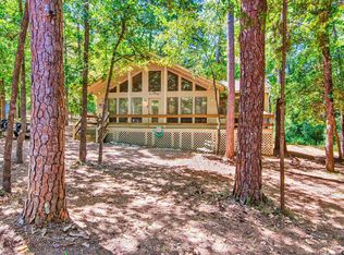 296 Cherrywood Ln, Holly Lake Ranch, TX 75765