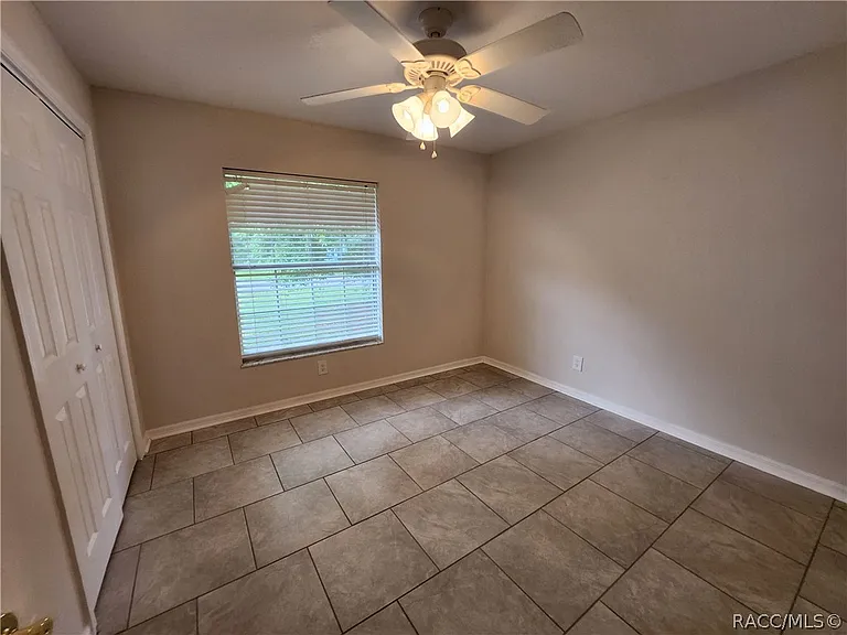 6521 E Grayson St — Photo 15