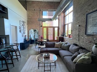 2101 W Rice St APT 301, Chicago, IL 60622