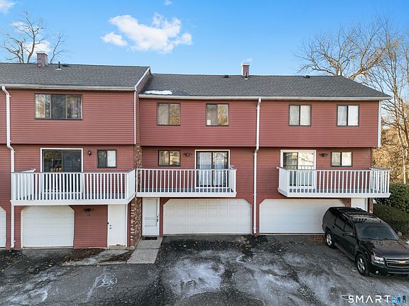 2nd image of 72 Churchill Dr #72
