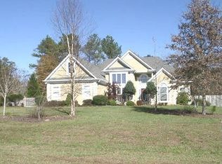 2367 Splitwood Dr, Loganville, GA 30052