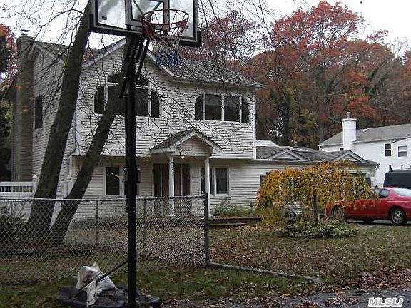 2nd image of 445 W End Ave