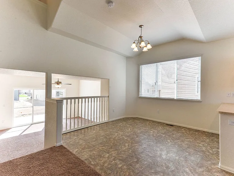 476 Havenbrook Dr — Photo 8
