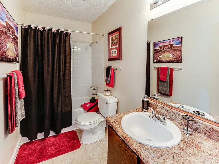 Fountain Square Apartment Homes — Photo 10