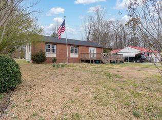601 Seminole Trl, Jacksonville, NC 28540