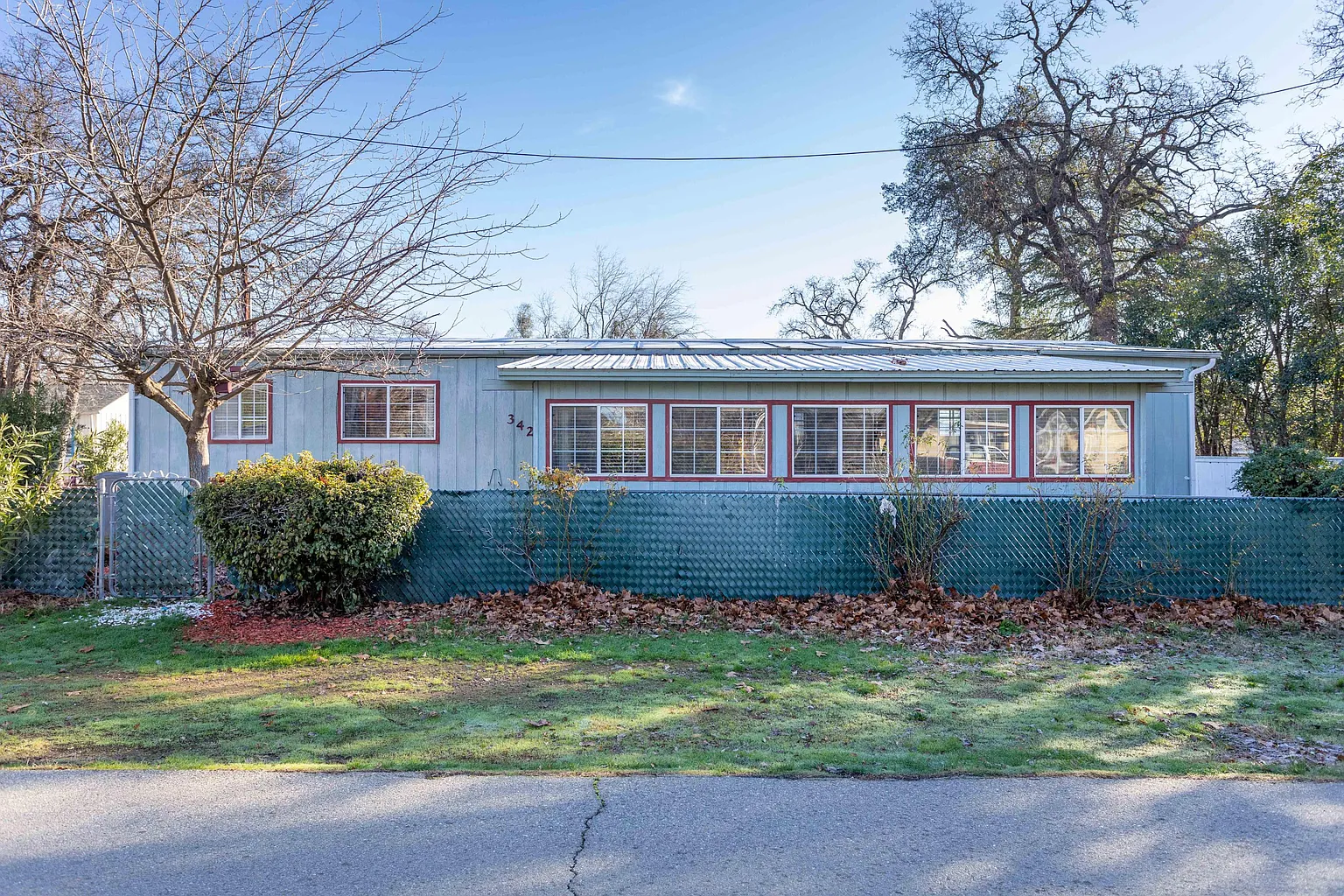 3429 Frances St photo 1