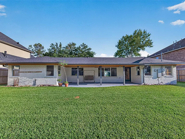 12930 Kimberley Ln — Photo 48