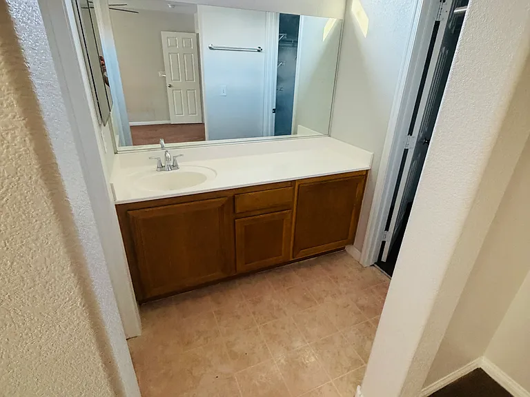 1146 Claire Rose Ave — Photo 13