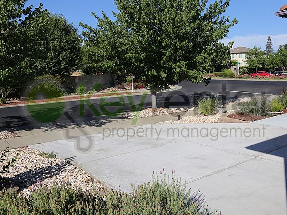 4th image of 7001 Kelmscott Ln